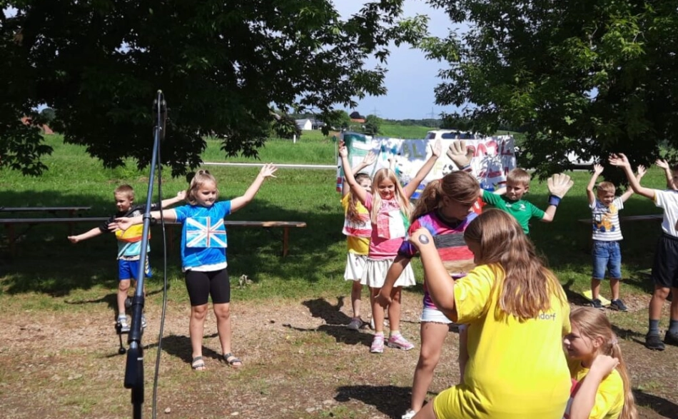 Schulfest der Volksschule Blaindorf im Freien